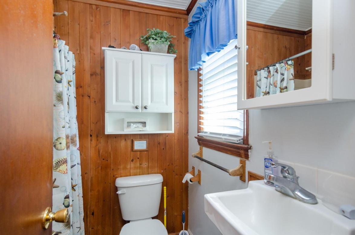 The Pelican Hidden Treasure Inn Room 2 By Bryant Real Estate Kure Beach Luaran gambar
