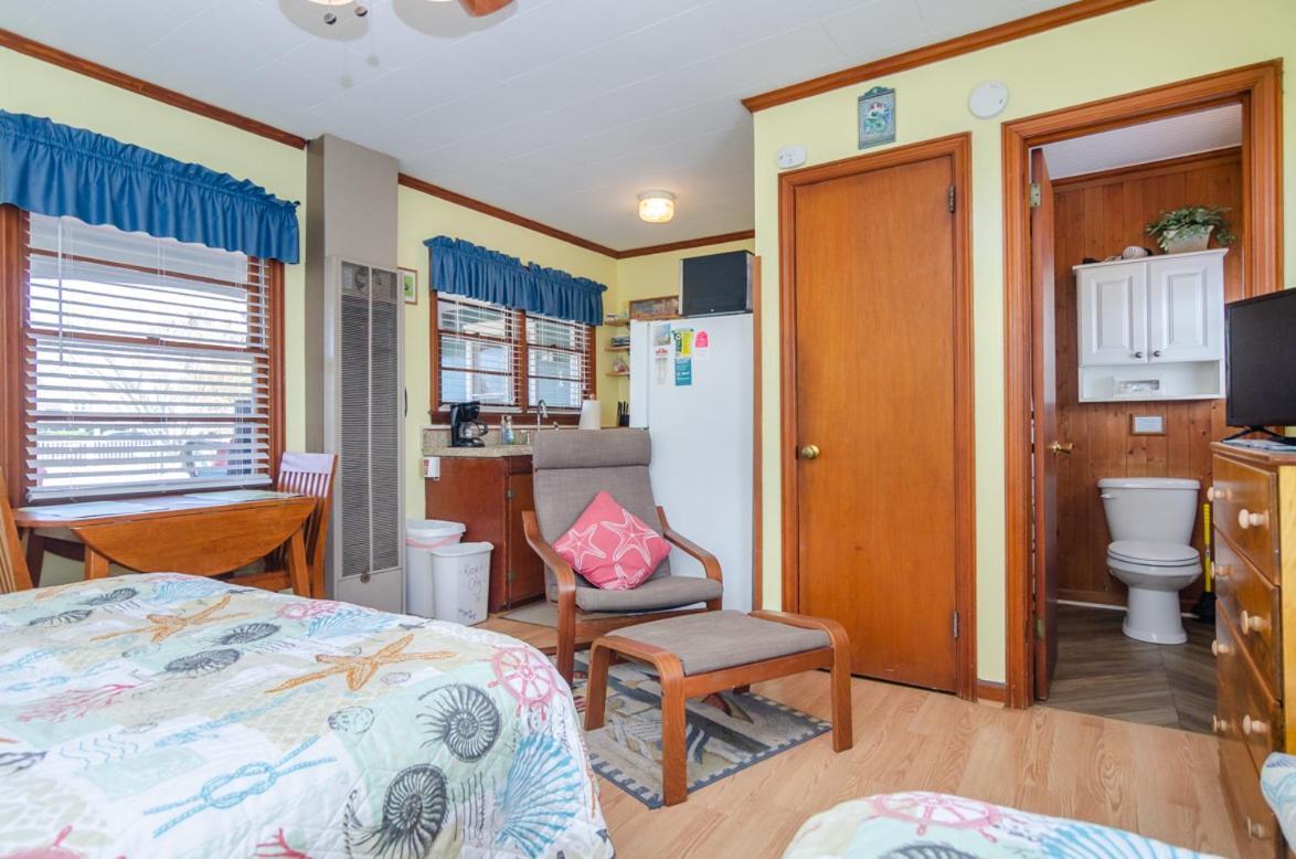 The Pelican Hidden Treasure Inn Room 2 By Bryant Real Estate Kure Beach Luaran gambar